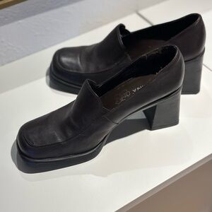 Elegant Black Leather Women's Shoes